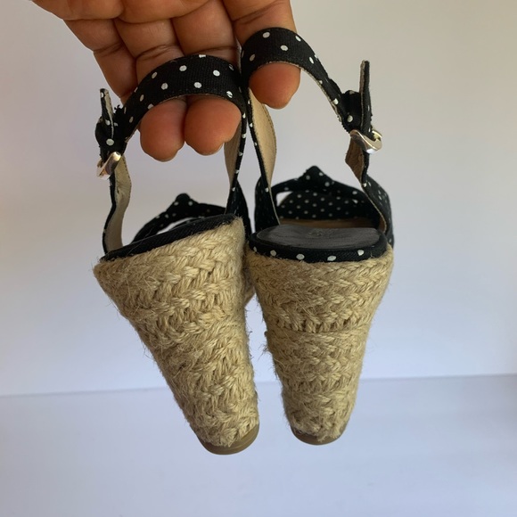Michael Kors 🛩 black white polka dot wedge 8.5M - Picture 5 of 15